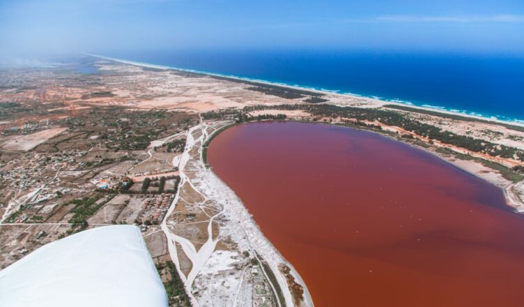 lac rose senegal travelinsenegal lac rose senegal travelinsenegal